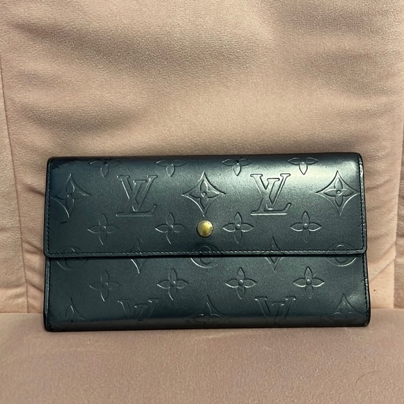 <Louis Vuitton>authentic monogram long wallet - Picture 1 of 5